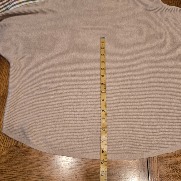 Sioni Ribbed Knit Lounge Set in Oatmeal - Picture 12 of 16